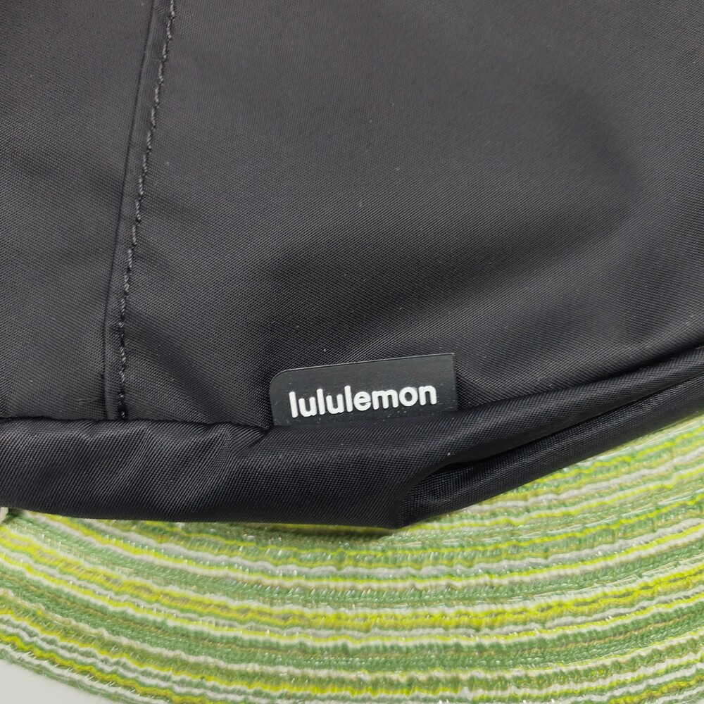 Lululemon Festival Bag 5L • Black/Gold • New - Picture 5 of 8
